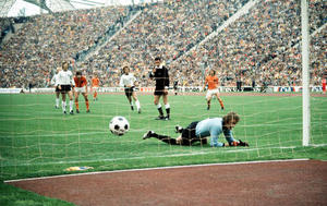 1974 World Cup Final. Munich, West Germany. 7th July, 1974. West Germany 2 v Holland 1. Holland's Johan Neeskens (out of picture) scores his side's opening goal from the penalty spot in the second minute past West German goalkeeper Sepp Maier.